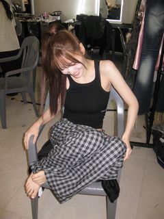 Momo Hirai feet photo 1