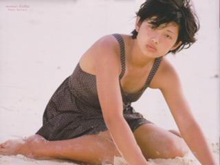 Momoe Yamaguchi feet photo 7