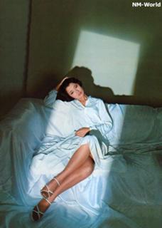 Momoe Yamaguchi feet photo 4