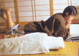 Momoe Yamaguchi feet photo 6