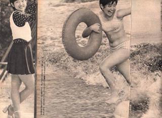 Momoe Yamaguchi feet photo 4