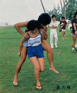 Momoe Yamaguchi feet photo 19