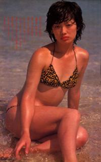Momoe Yamaguchi feet photo 19