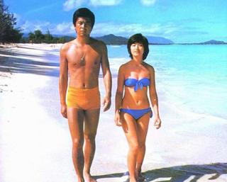 Momoe Yamaguchi feet photo 11