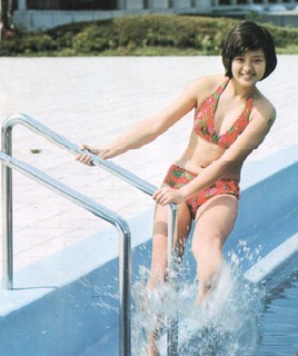 Momoe Yamaguchi feet photo 5