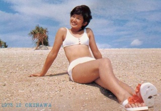Momoe Yamaguchi feet photo 13