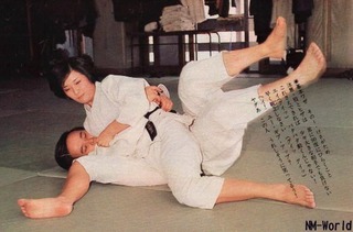 Momoe Yamaguchi feet photo 10