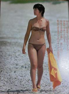 Momoe Yamaguchi feet photo 3