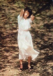 Momoe Yamaguchi feet photo 16