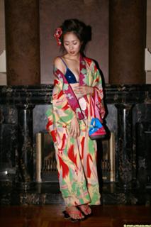 Momoko Tani feet photo 2