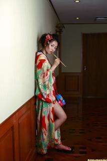 Momoko Tani feet photo 1