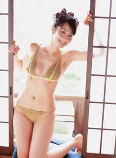Momoko Tani feet photo 2