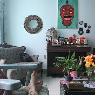 Mon Laferte feet photo thumbnail