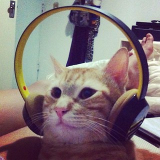 Mon Laferte feet photo thumbnail