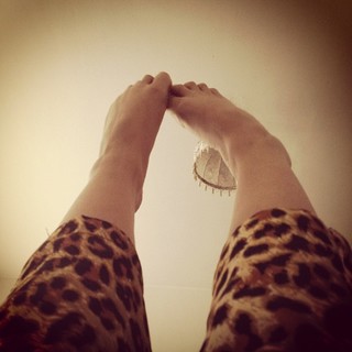 Mon Laferte feet photo thumbnail
