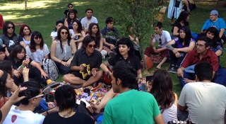 Mon Laferte feet photo thumbnail