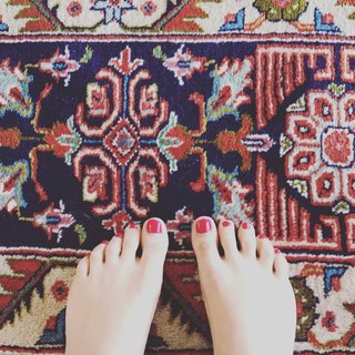 Mon Laferte feet photo thumbnail