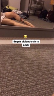 Mon Laferte feet photo thumbnail