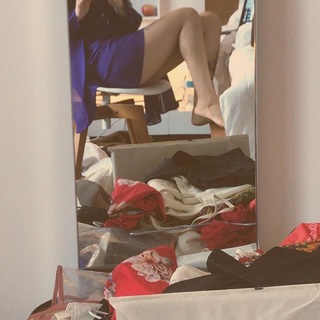 Mon Laferte feet photo thumbnail