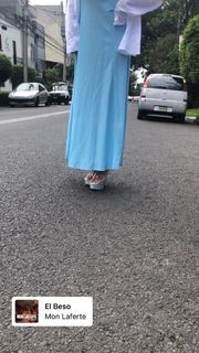 Mon Laferte feet photo thumbnail