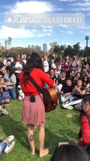 Mon Laferte feet photo thumbnail