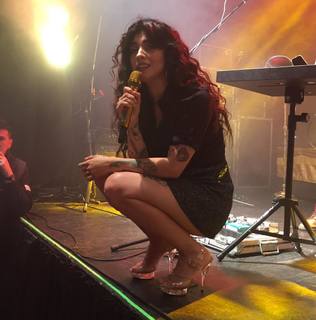Mon Laferte feet photo thumbnail