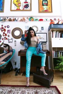 Mon Laferte feet photo thumbnail