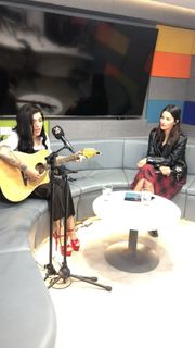 Mon Laferte feet photo thumbnail