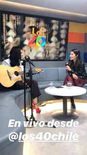 Mon Laferte feet photo thumbnail