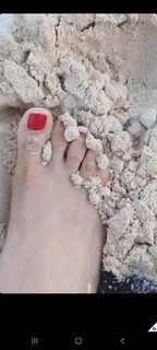 Mon Laferte feet photo thumbnail