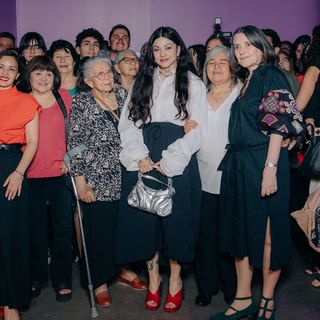 Mon Laferte feet photo thumbnail