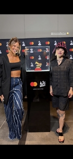 Mon Laferte feet photo thumbnail