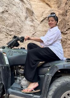 Mona Farouq feet photo 5