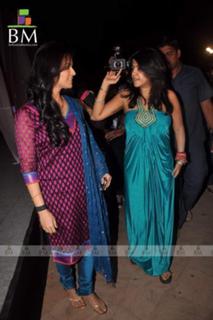 Mona Singh feet photo 19