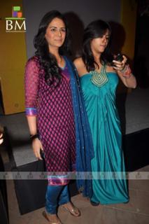 Mona Singh feet photo 18