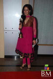 Mona Singh feet photo 15