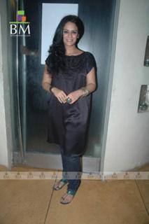 Mona Singh feet photo 1