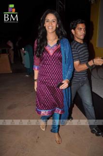 Mona Singh feet photo 14