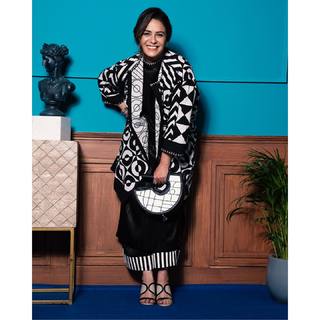 Mona Singh feet photo 4