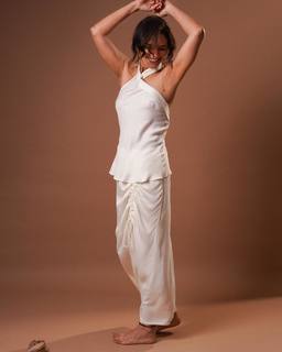 Mona Singh feet photo 14