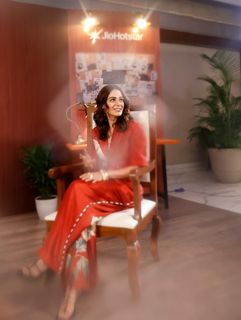 Mona Singh feet photo 10