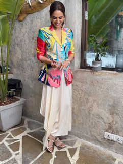Mona Singh feet photo 6