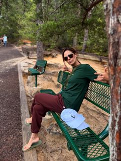 Mona Singh feet photo 17