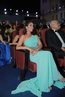 Mona Zaki feet photo thumbnail