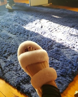 Mona Zaki feet photo thumbnail
