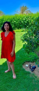 Mona Zaki feet photo thumbnail