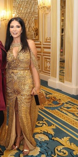 Mona Zaki feet photo thumbnail