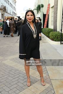 Mona Zaki feet photo 13