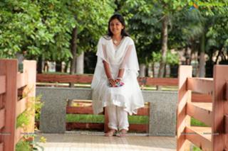 Monal Gajjar feet photo 17