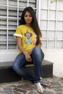 Monal Gajjar feet photo 6